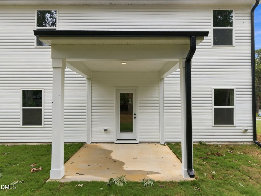 Photo of 713 Crestview Drive