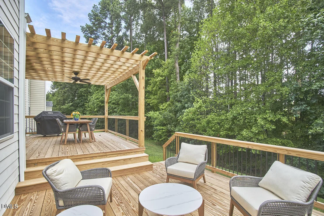 Photo of 2106 Hemlock Hill Drive
