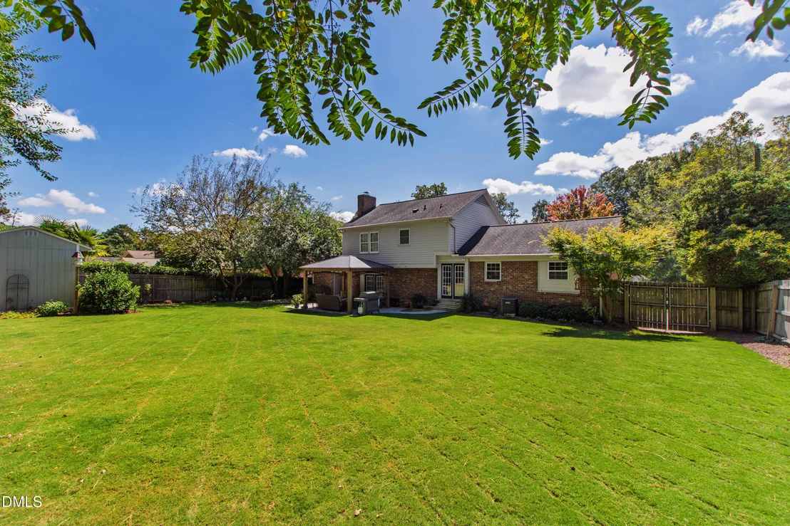 Photo of 1001 Pebblebrook Drive