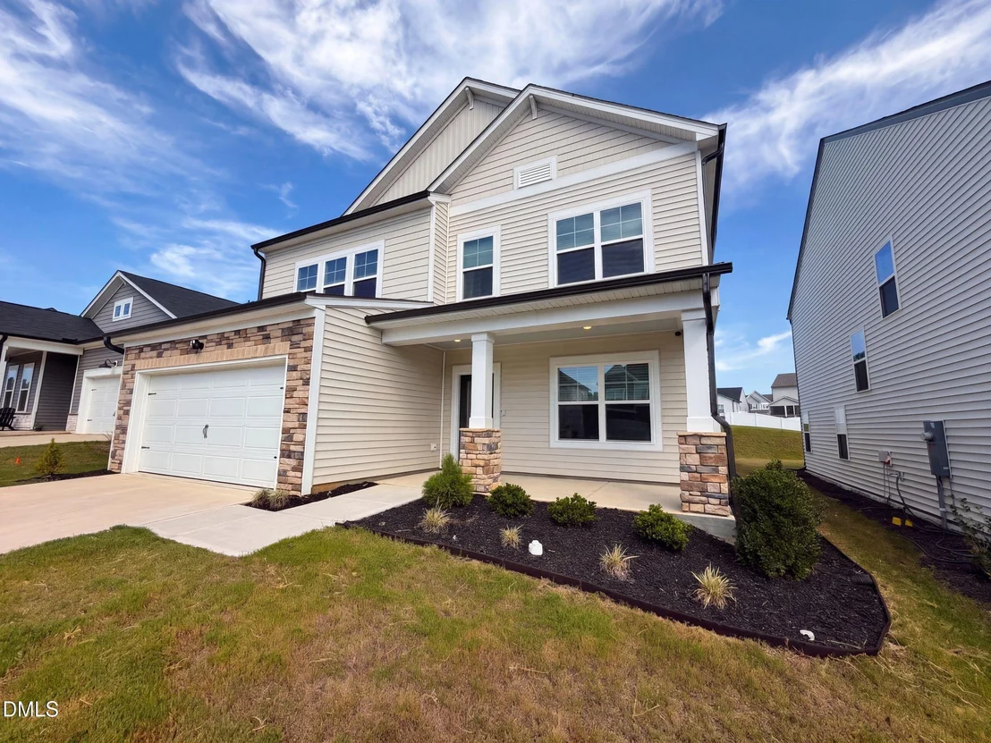 Photo of 109 S Stonemill Trail