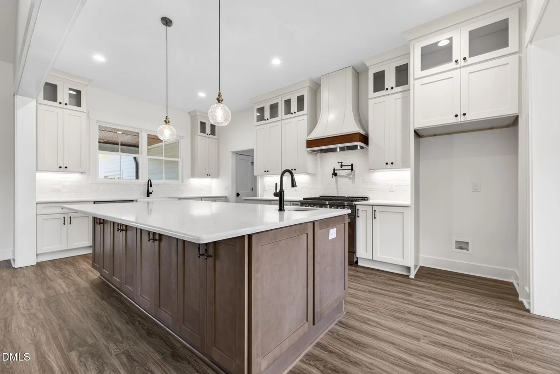 Photo of 1104 Elevation Road