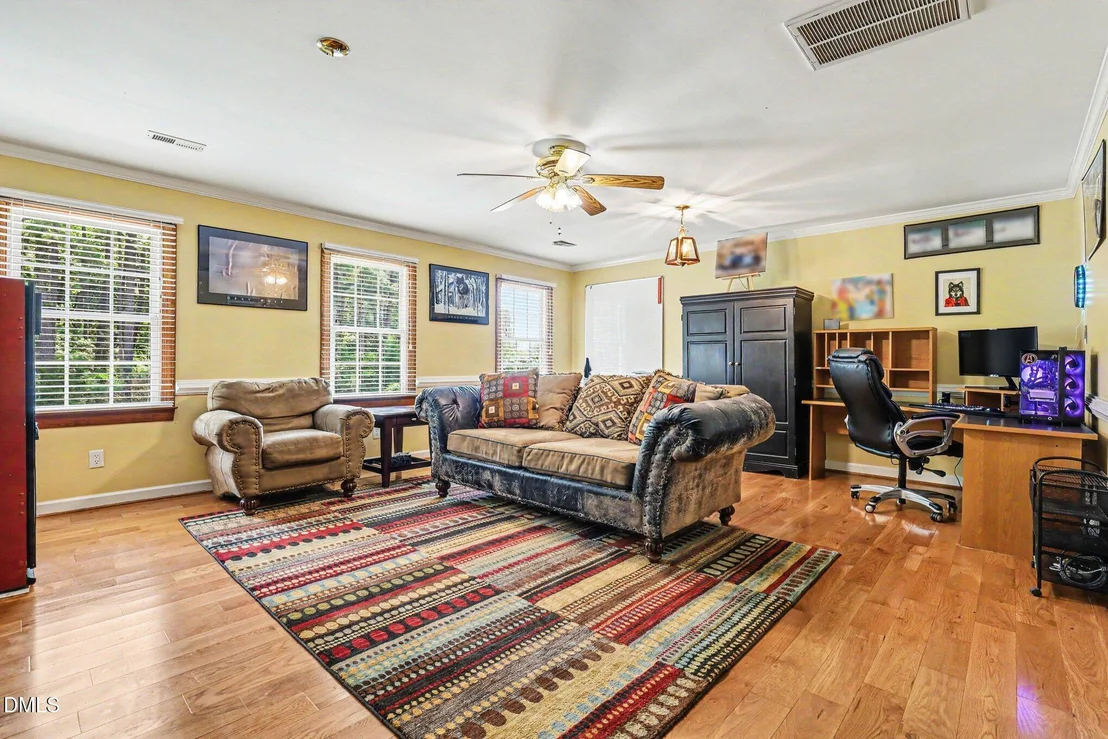 Photo of 2256 Shotwell Road