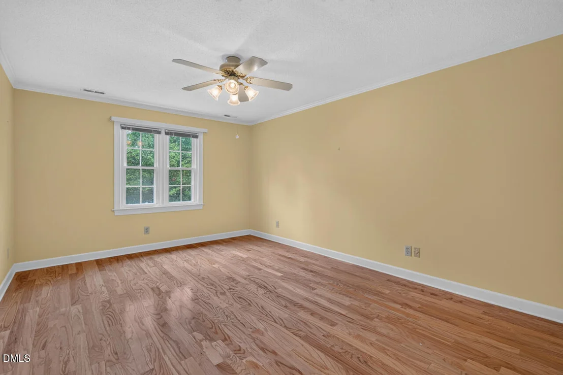 Photo of 6125 Iris Drive