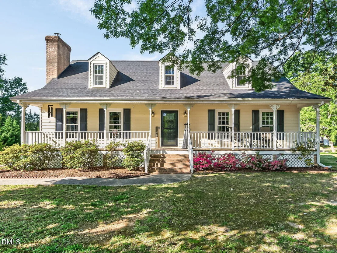Photo of 1425 Raybon Drive