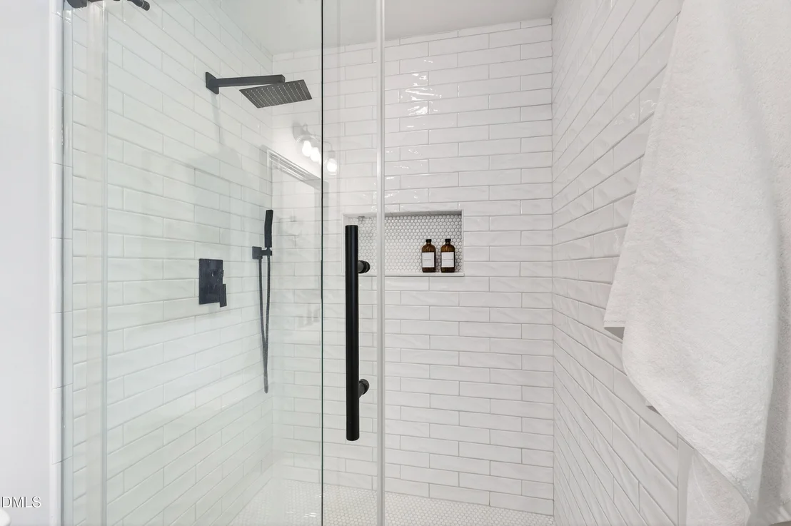 Photo of 1001 Pebblebrook Drive