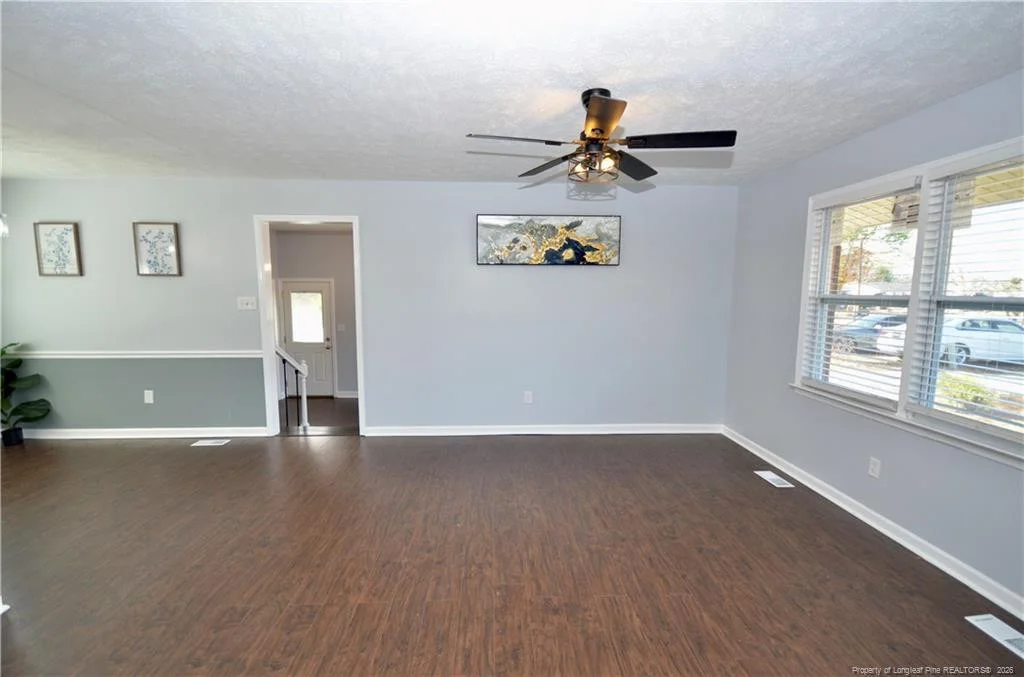 Photo of 3235 Glenmore Drive