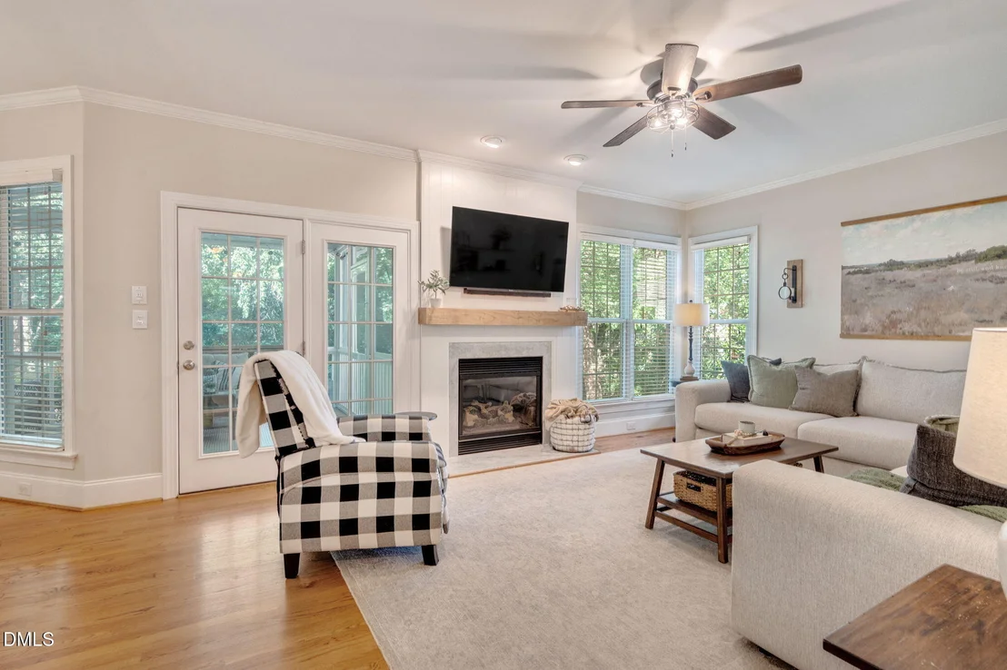 Photo of 1004 Town Side Drive