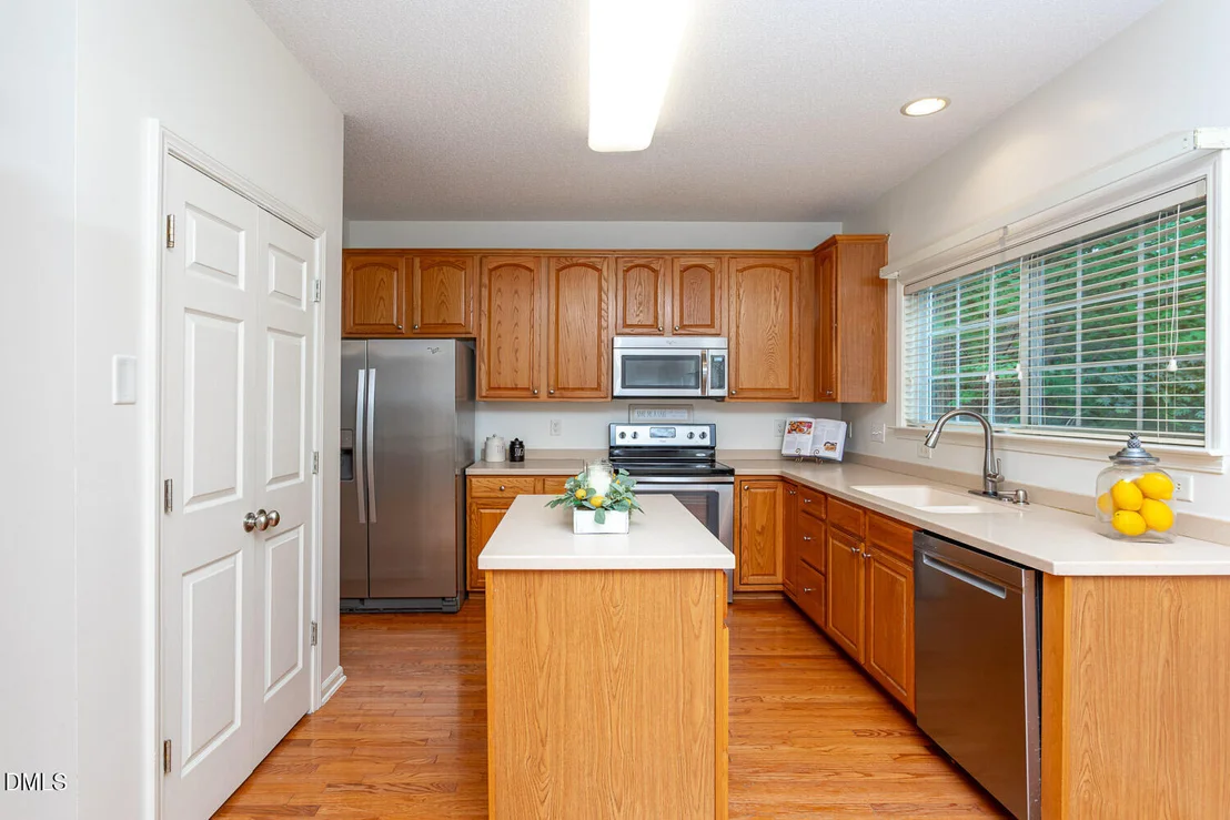 Photo of 208 Troyer Place