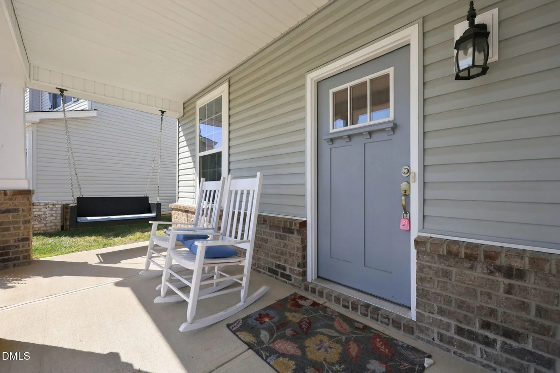 Photo of 2170 Campbell Loop