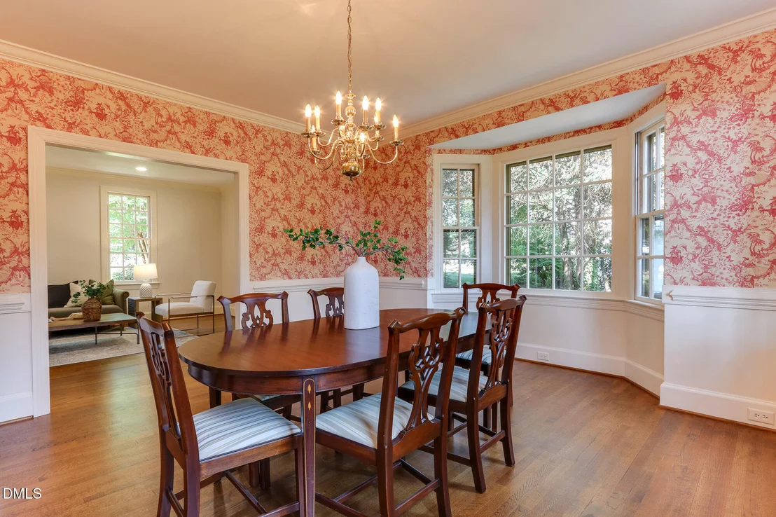 Photo of 3102 Eton Road