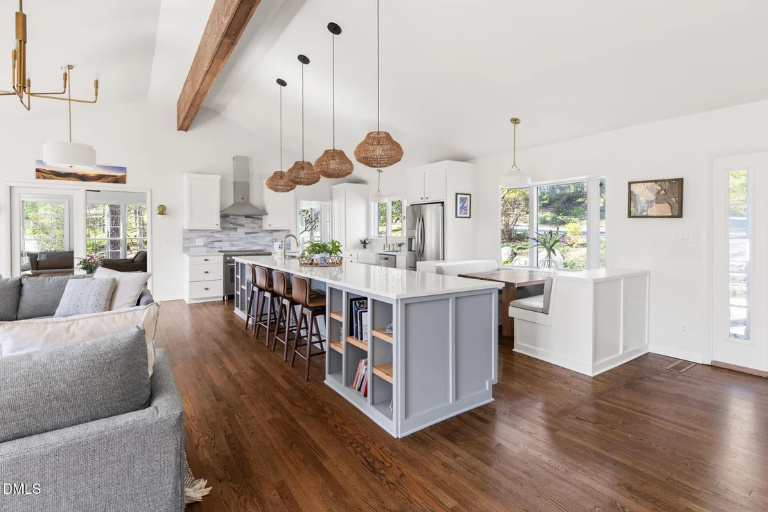 Photo of 353 Tenney Circle