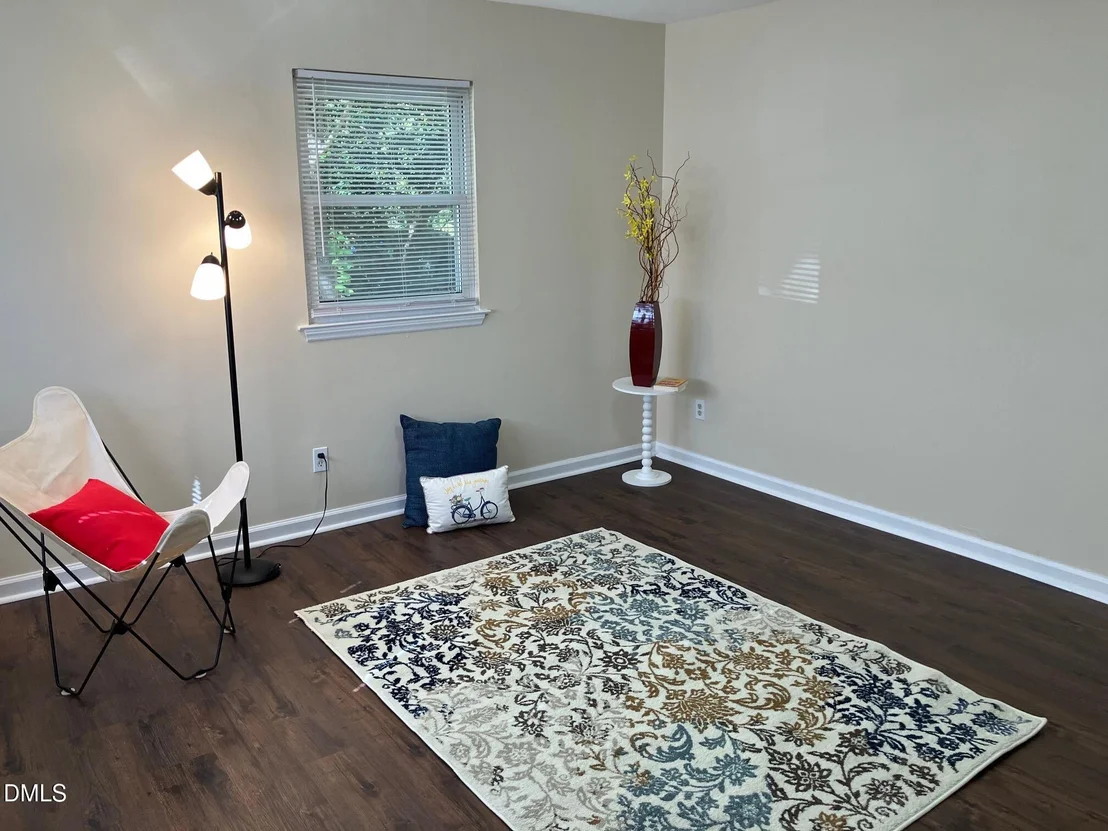 Photo of 1302 Hearthside Street