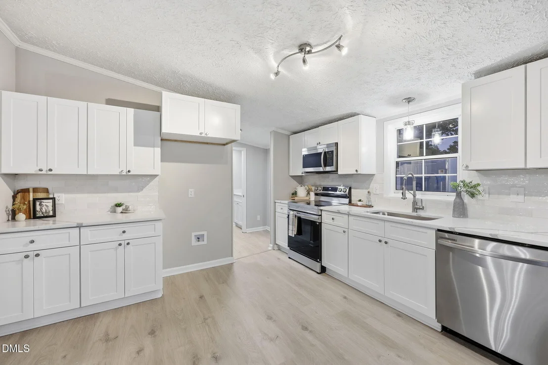 Photo of 10100 Green Path Road