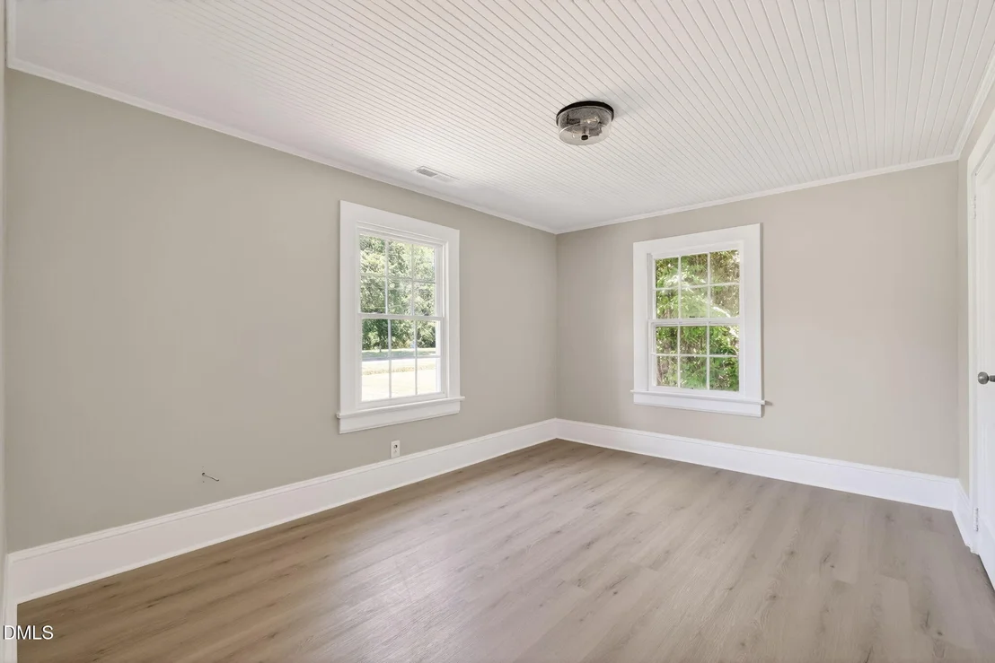 Photo of 5887 Main Street