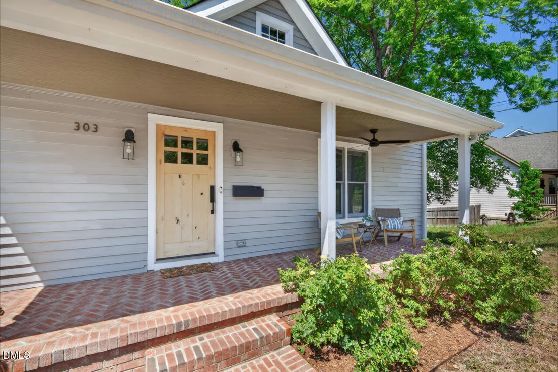 Photo of 303 Lyric Street