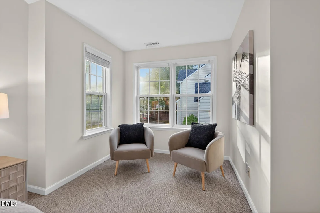 Photo of 2505 Summit Drive