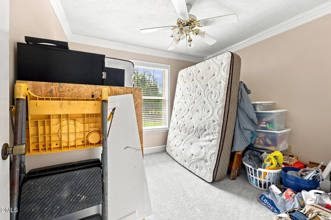 Photo of 409 Reaves Lane