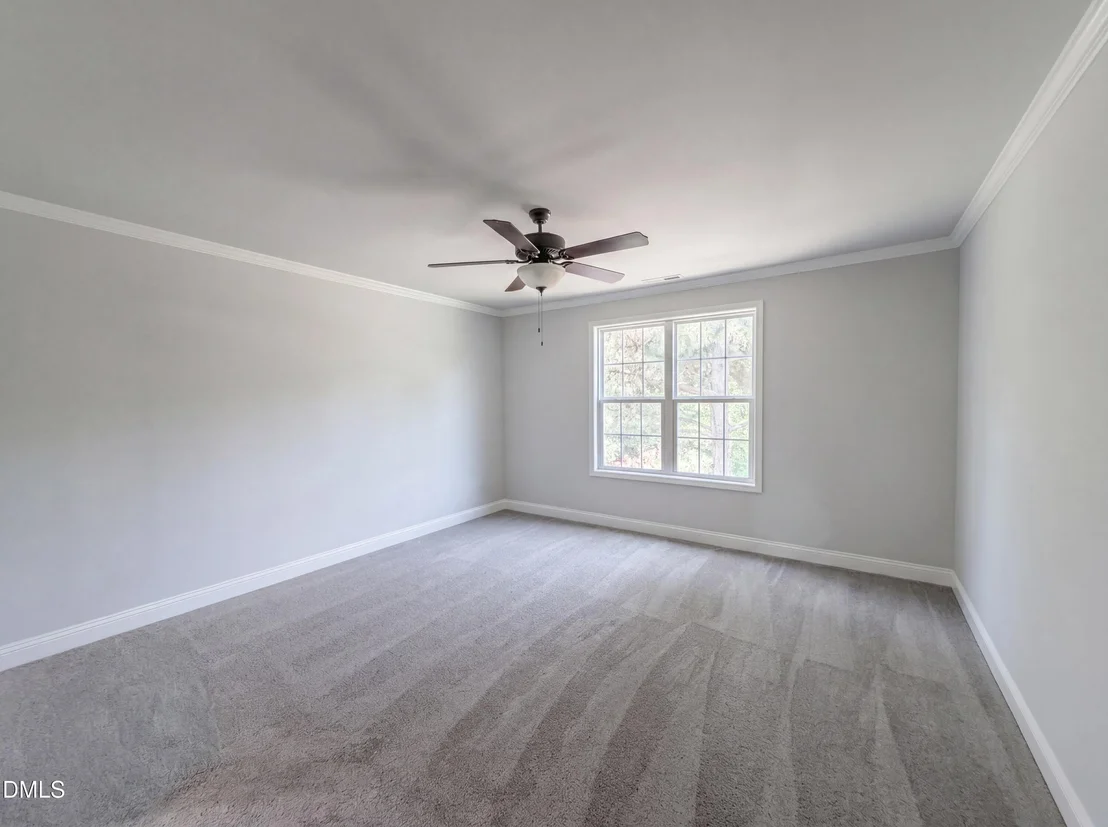 Photo of 858 Omaha Drive