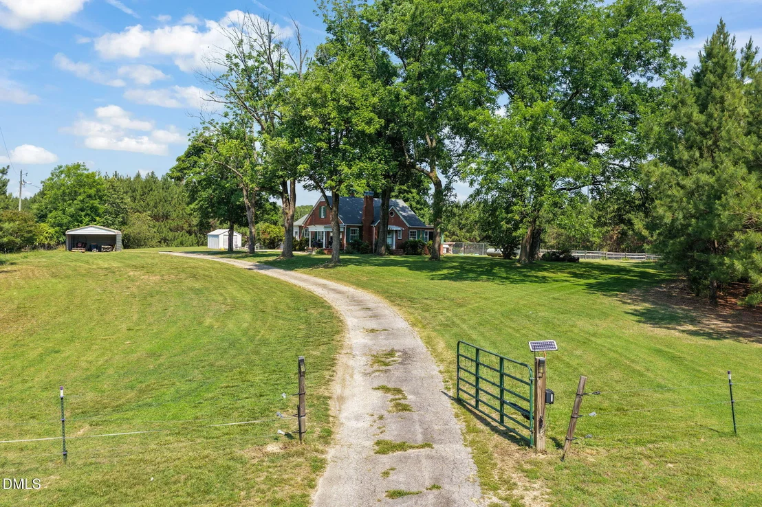 Photo of 5225 Satterwhite Point Road