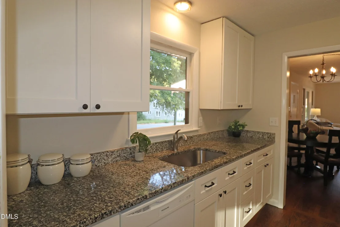 Photo of 1004 Seabrook Road