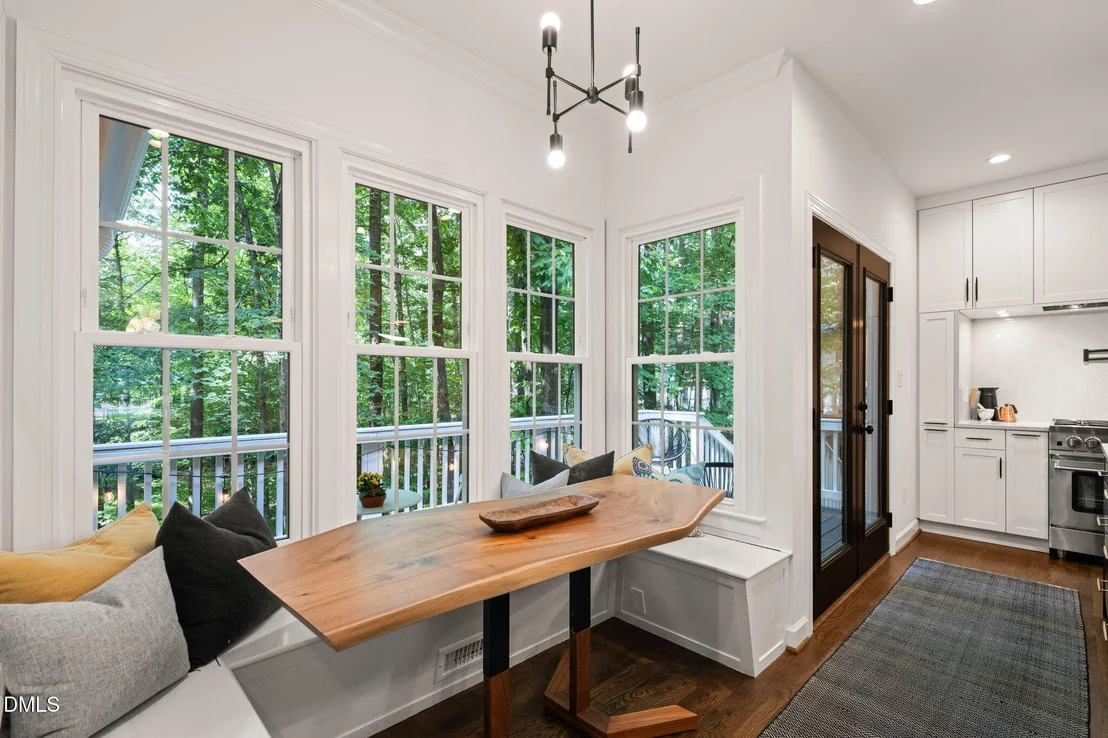 Photo of 102 Ormsby Court