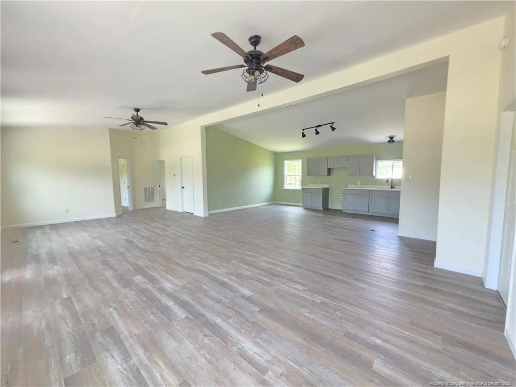 Photo of 190 Deaton Road