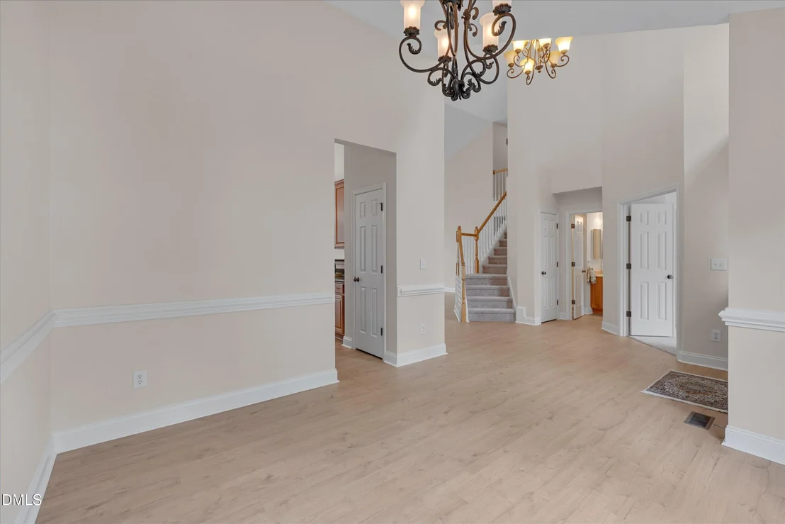 Photo of 105 Strangford Lane