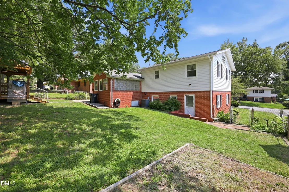Photo of 2222 Lynette Drive