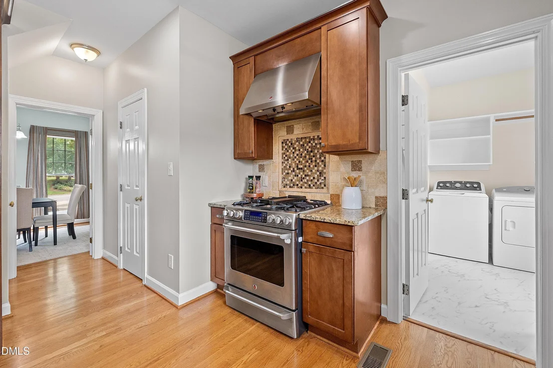 Photo of 100 Robbins Reef Way