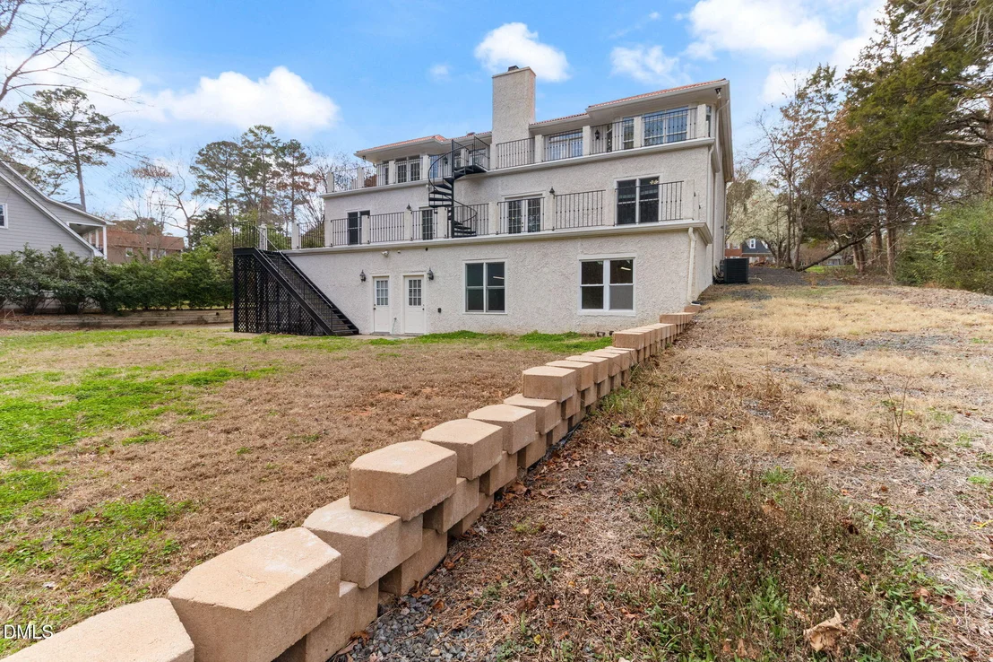 Photo of 4205 Swarthmore Road