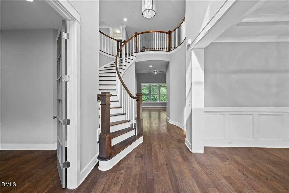 Photo of 740 Peninsula Forest Place