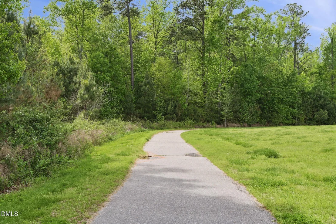 Photo of 485 Wildwind Drive