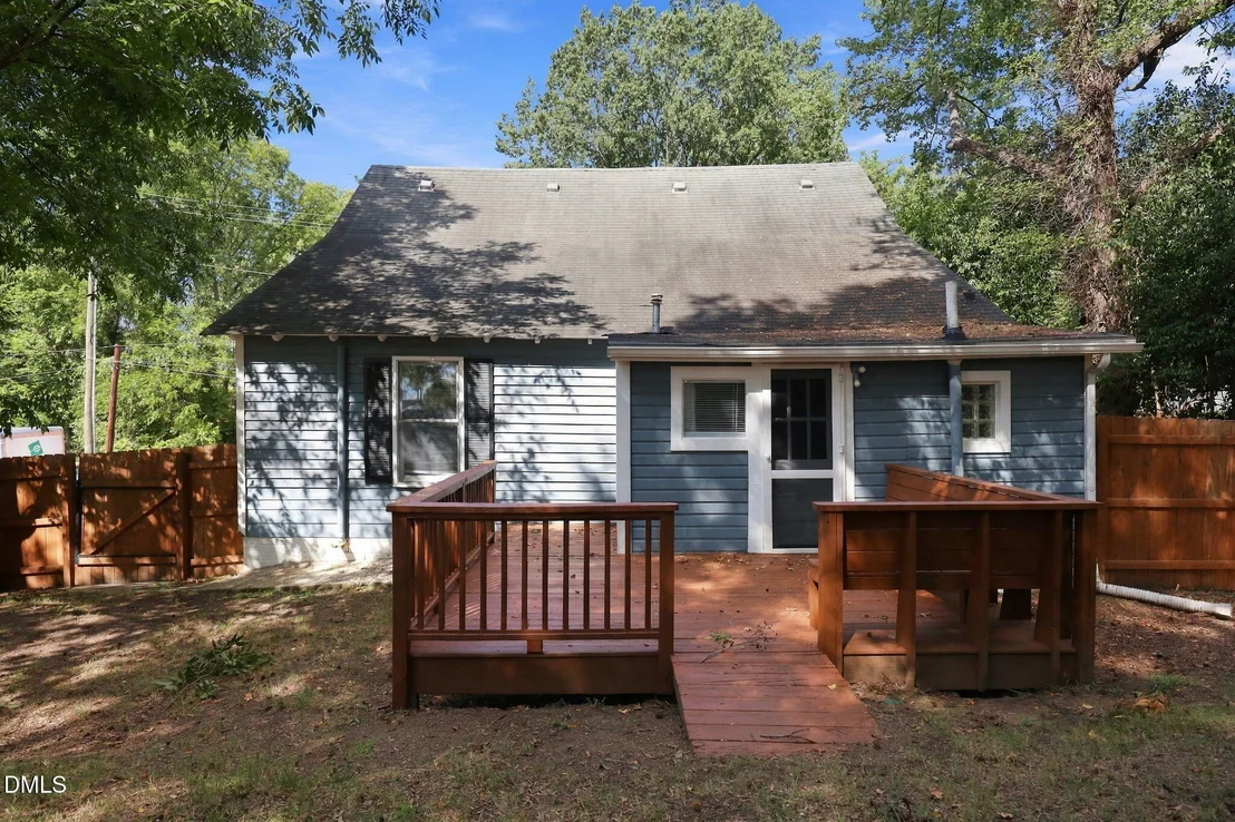 Photo of 906 Orient Street
