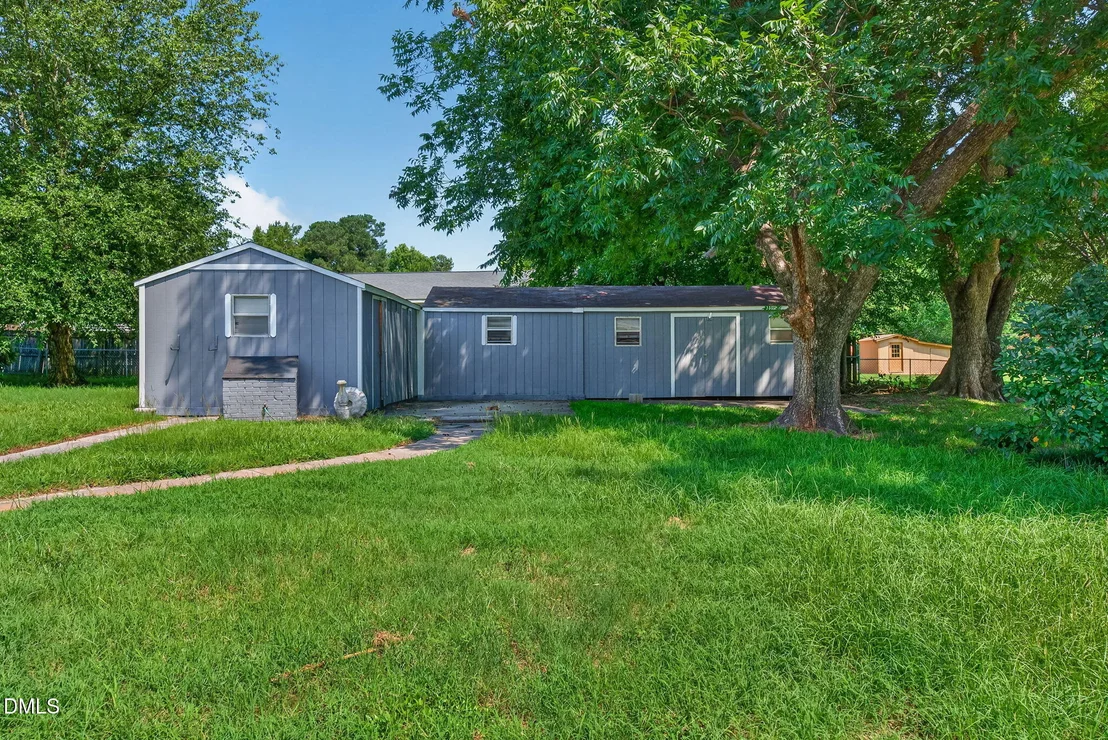 Photo of 6145 Front Street