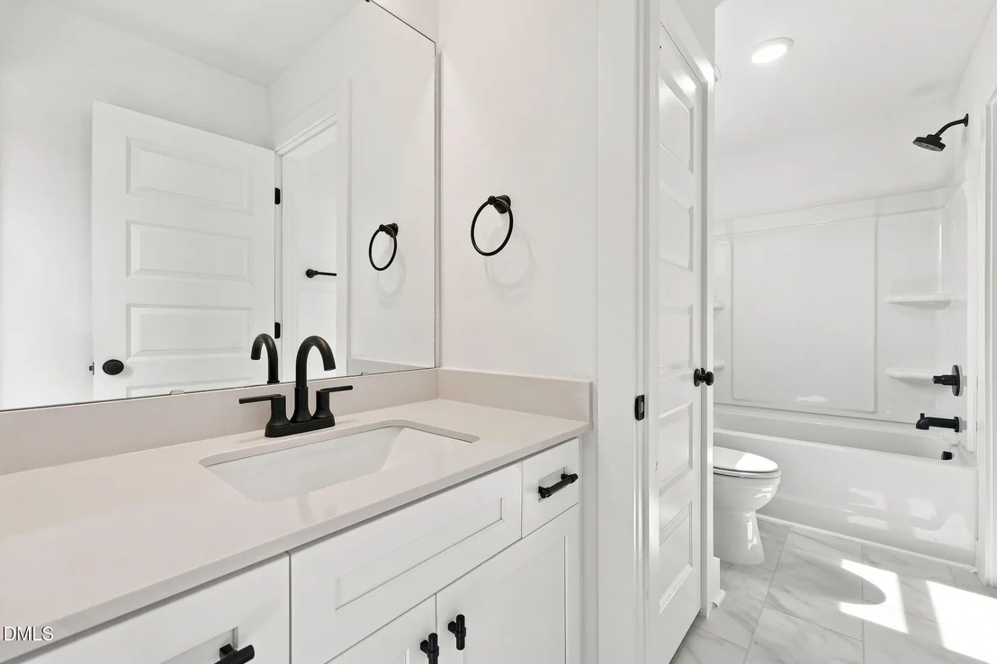 Photo of 155 Grinnell Loop