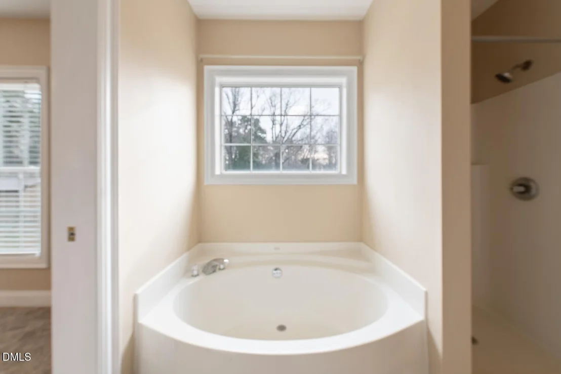 Photo of 4872 Thom Road