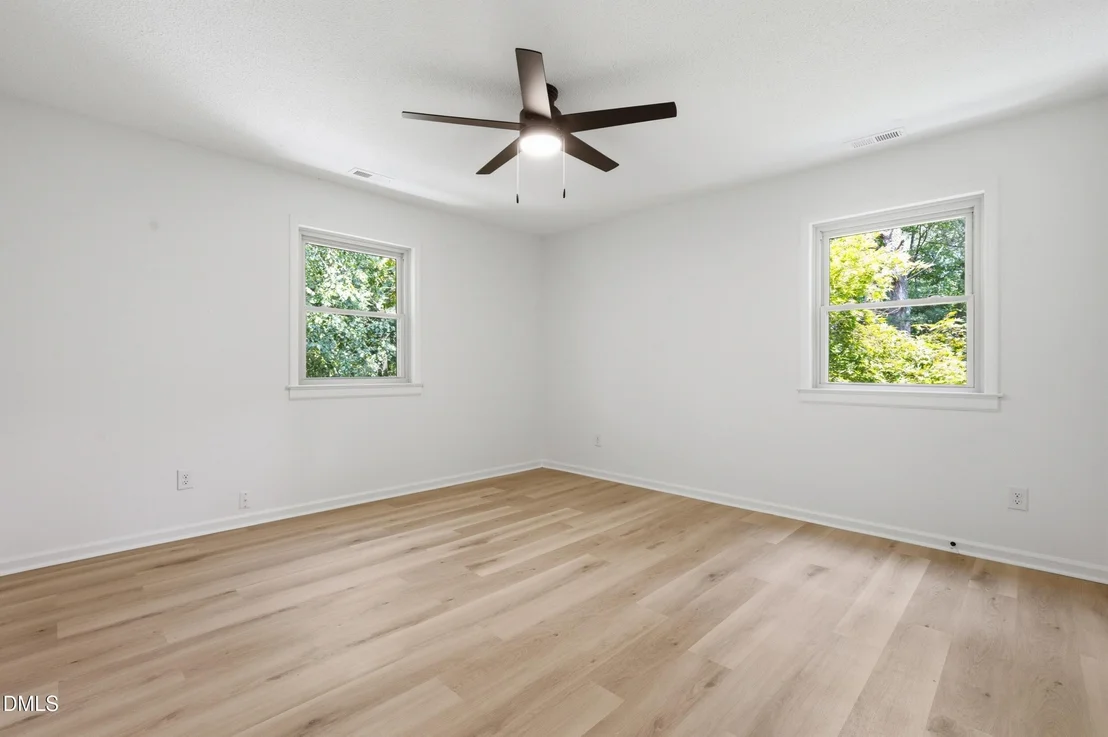 Photo of 66 White Oak Drive