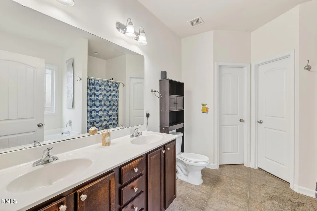 Photo of 117 Maple Leaf Court