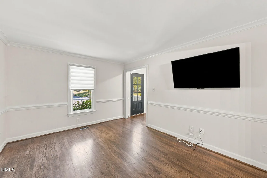 Photo of 105 Pinewood Drive