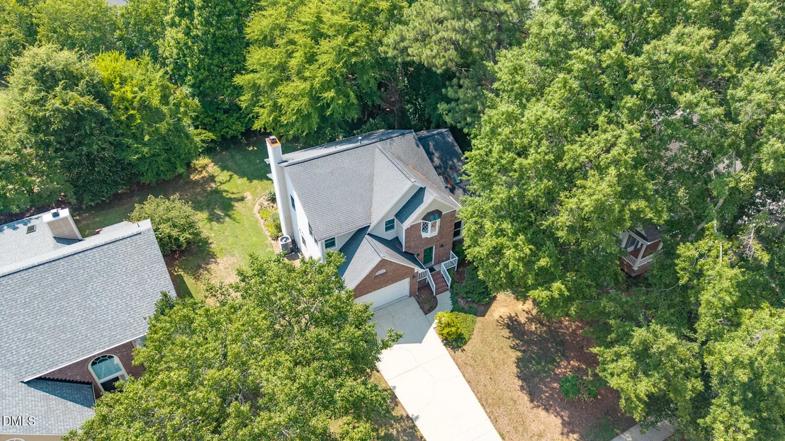 Photo of 207 Windhover Drive