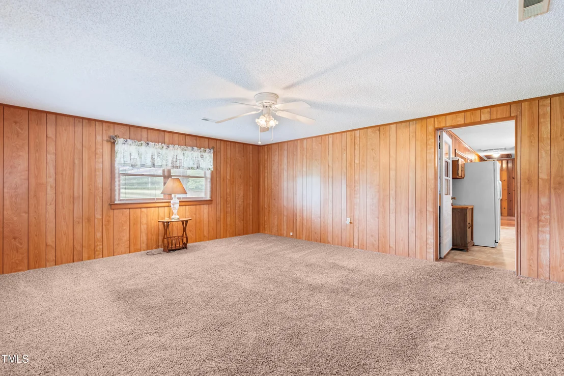 Photo of 207 Wendell Road