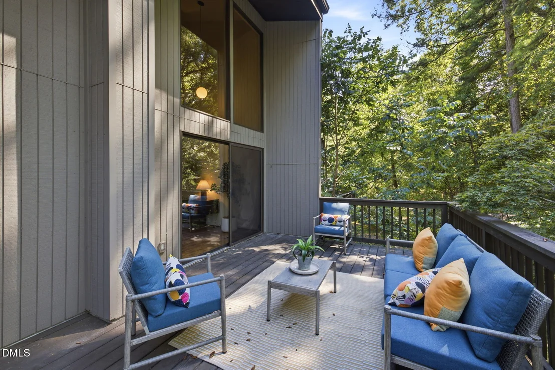 Photo of Unit B at 706 Constitution Drive