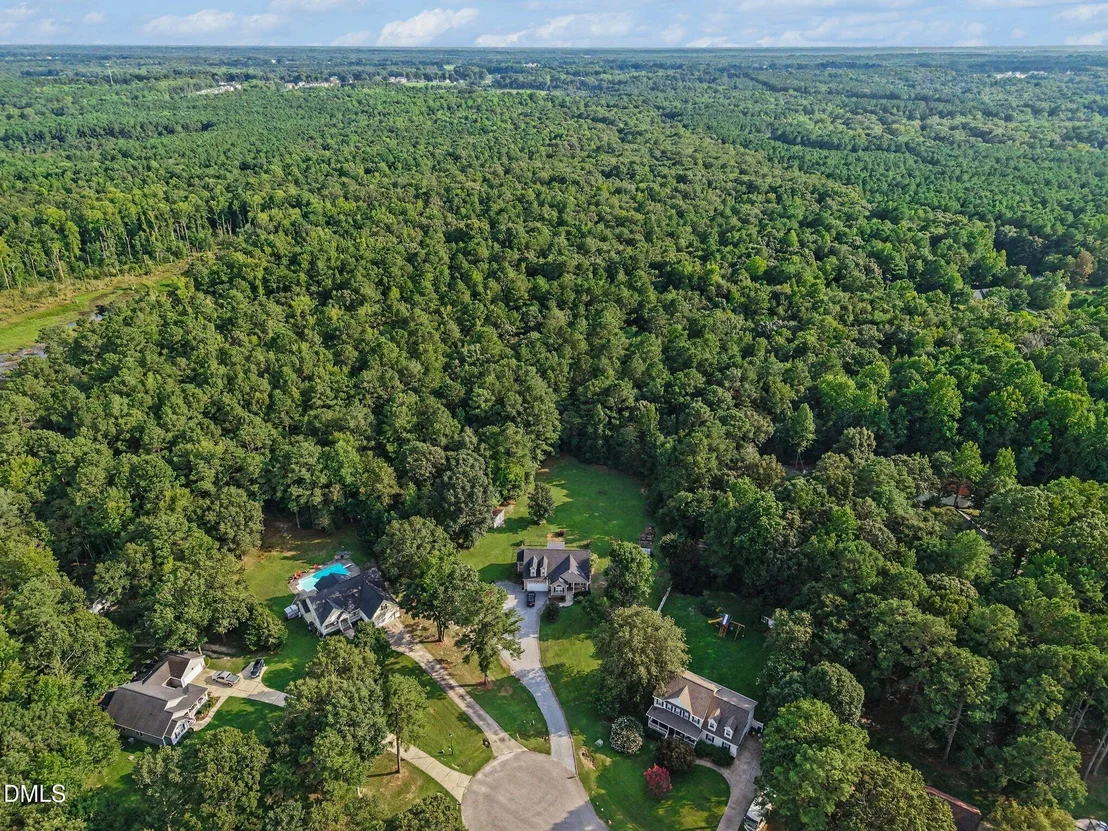 Photo of 492 Tomahawk Drive