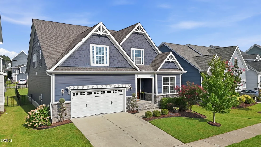 Photo of 417 Midnight Moon Drive