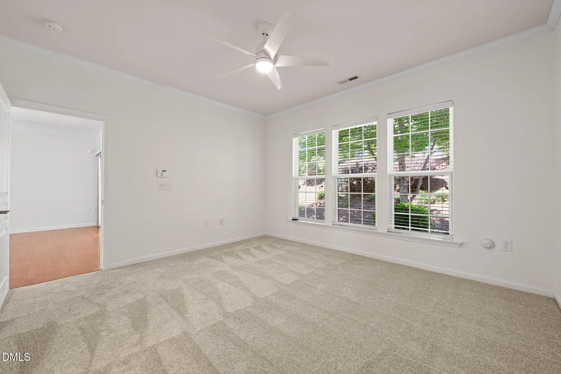 Photo of 725 Bradhurst Place