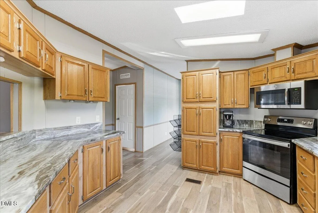 Photo of 1190 Little Mountain Road