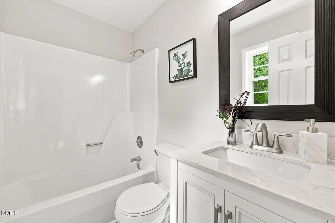 Photo of 305 1st Street