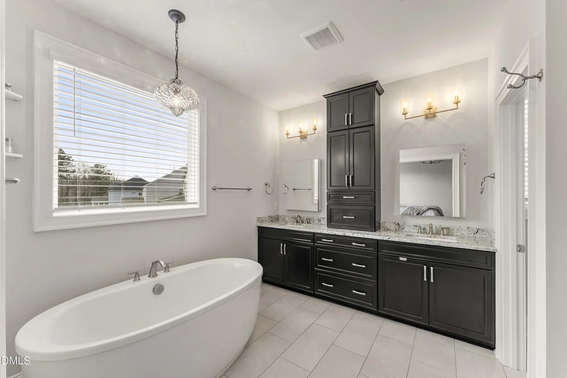 Photo of 121 Mystic Pine Place