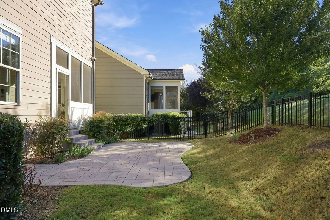 Photo of 931 Regency Cottage Place