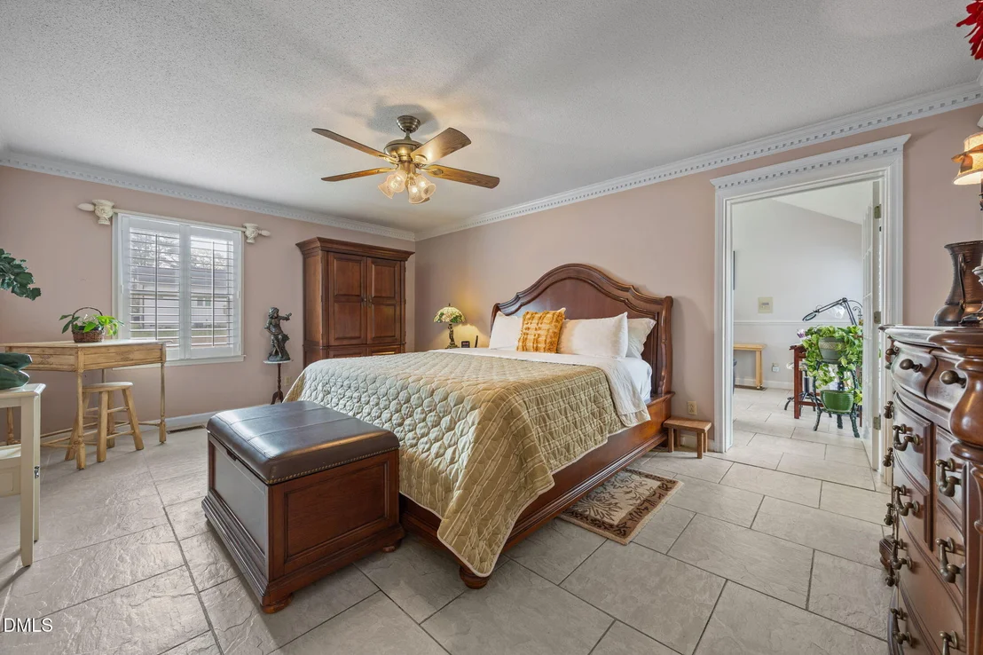 Photo of 801 Lakeside Drive